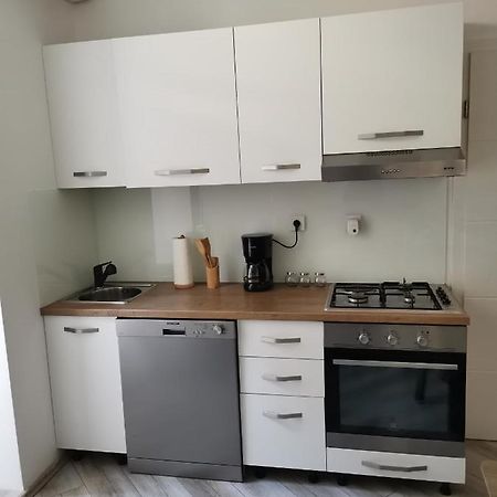 شقة بولا  في Studio Apartman Kristina المظهر الخارجي الصورة