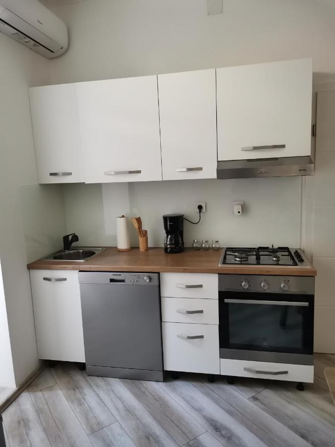 شقة بولا  في Studio Apartman Kristina المظهر الخارجي الصورة