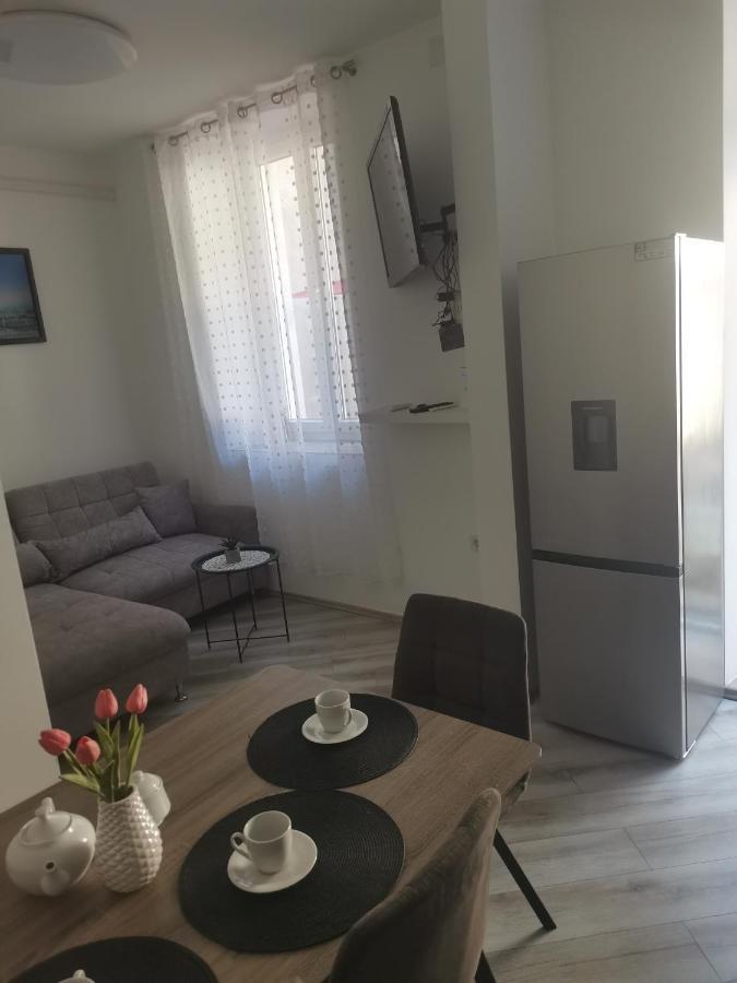 شقة بولا  في Studio Apartman Kristina المظهر الخارجي الصورة